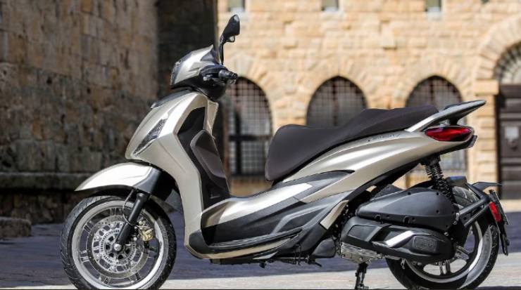 Piaggio Beverly 300S scooter viaggiare moto