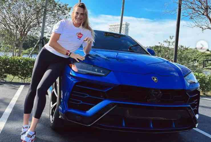 Aryna Sabalenka con la sua Lamborghini Urus