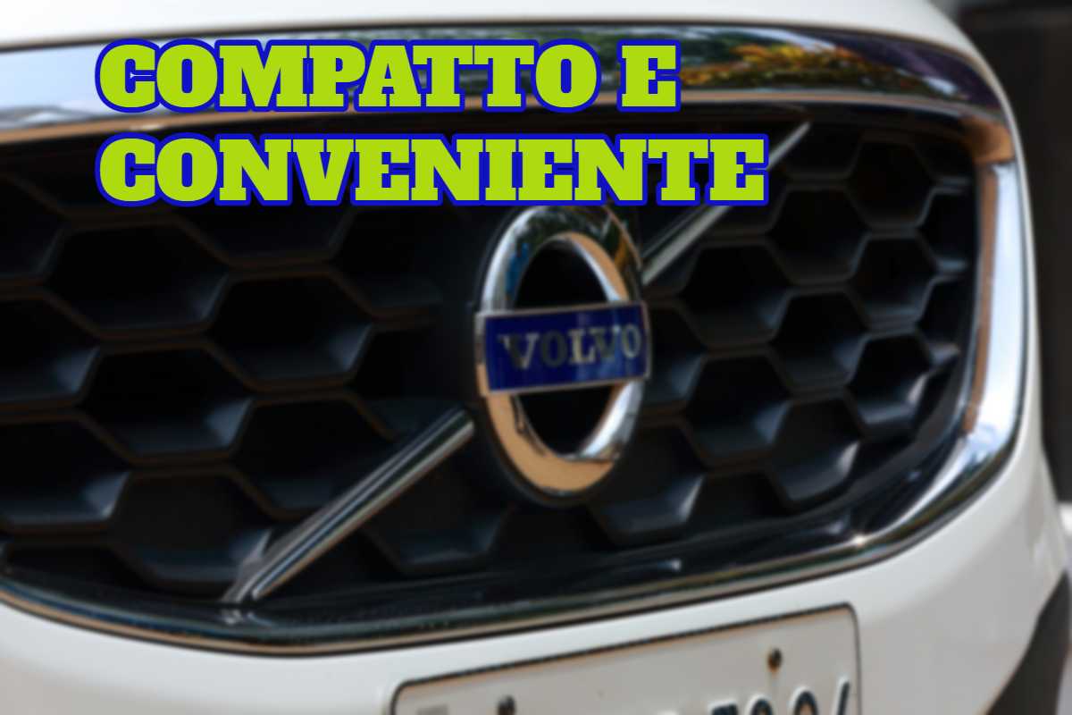 SUV Volvo EX30 prezzo motore consumi