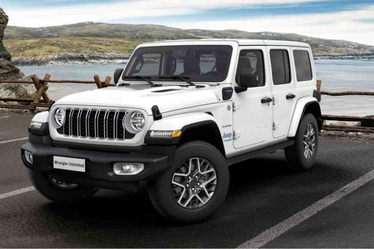 Mahindra Thar Earth Edition, la Jeep Wrangler indiana