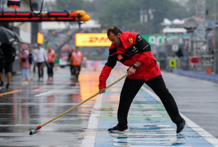 Sapete quanto guadagna un meccanico di Formula 1? stipendio