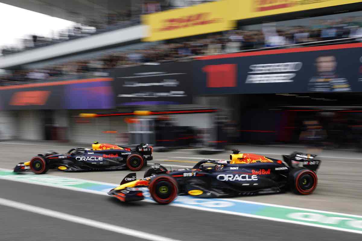 Futuro Red Bull verspatten compagno perez alonso