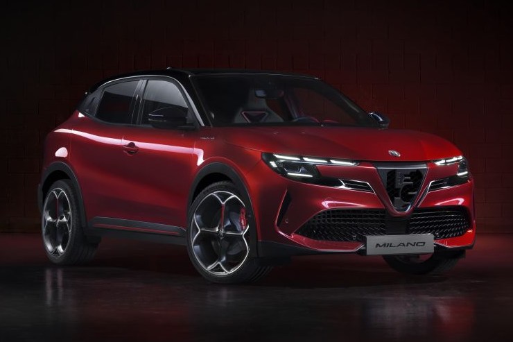 Alfa Romeo Junior occasione prezzo sconti ecobonus elettrica ibrida