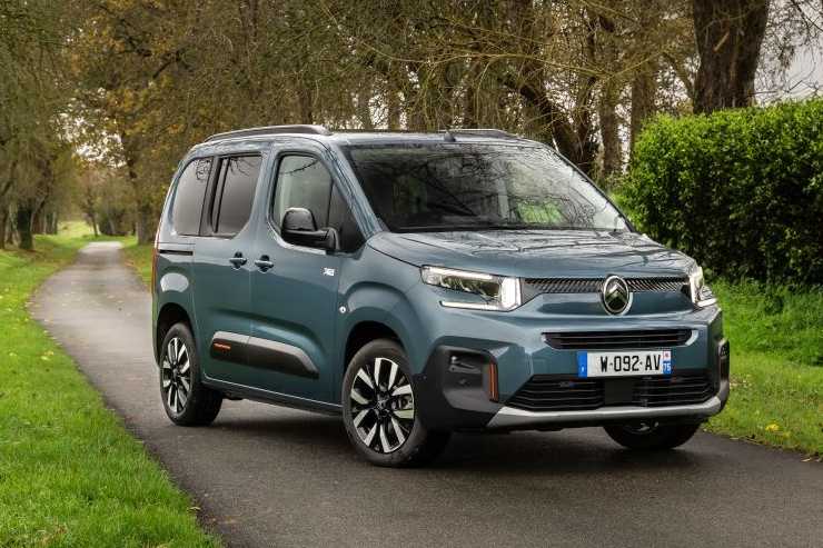 Citroen Berlingo Stellantis problema Alfa Romeo Milano Brescia