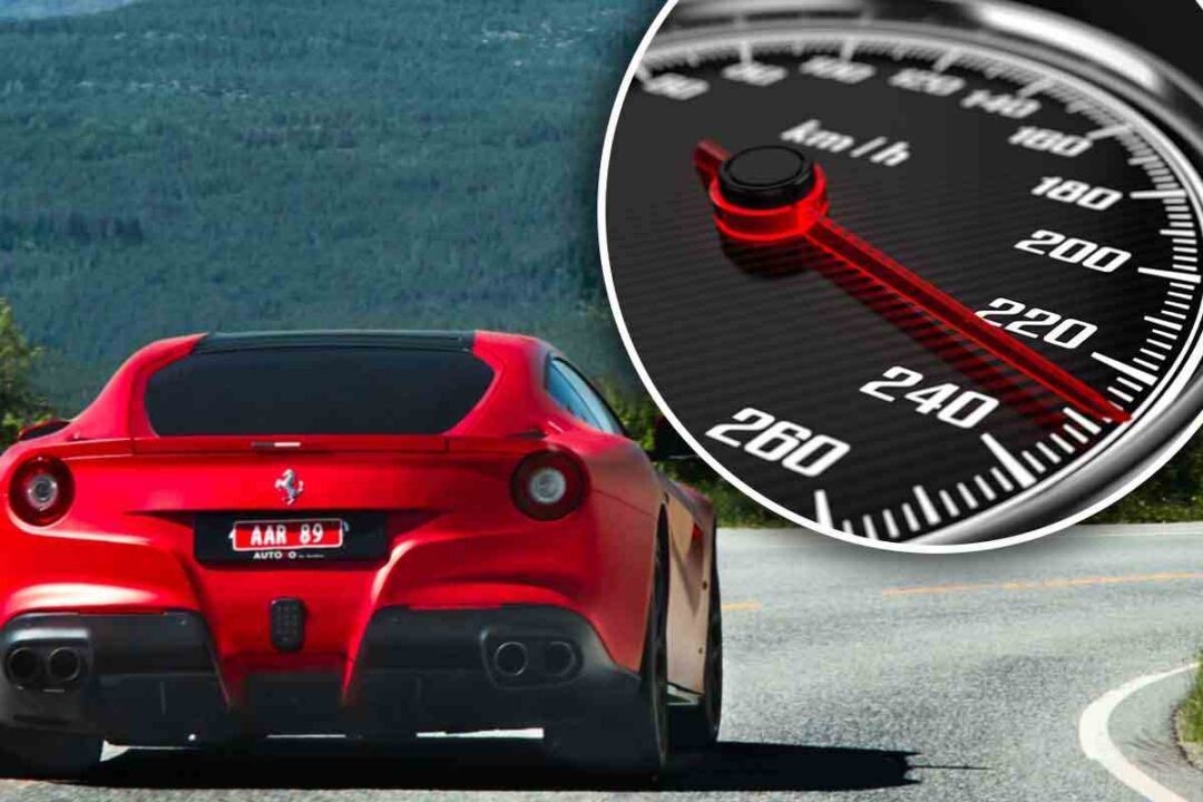 Ferrari 296 GTB auto 350 km/h YouTube prezzo velocità