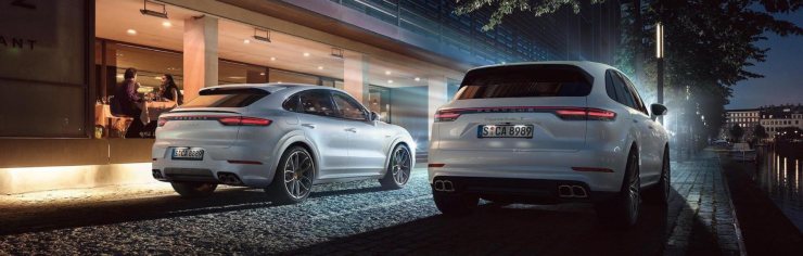 Porsche Cayenne cambia elettrica potenza energia cavalli