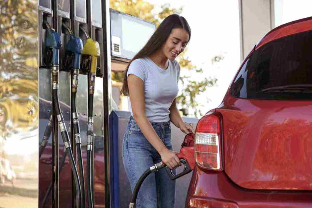 Fortunatamente, oggi è possibile scoprire la posizione di questo componente essenziale senza nemmeno scendere dall’abitacolo