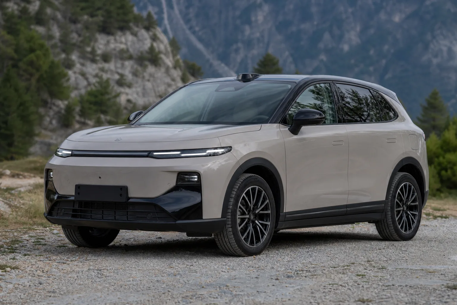 Leapmotor B03X: il SUV cinese che sfida l'Europa con spazi e comfort (ma ADAS troppo invadenti)