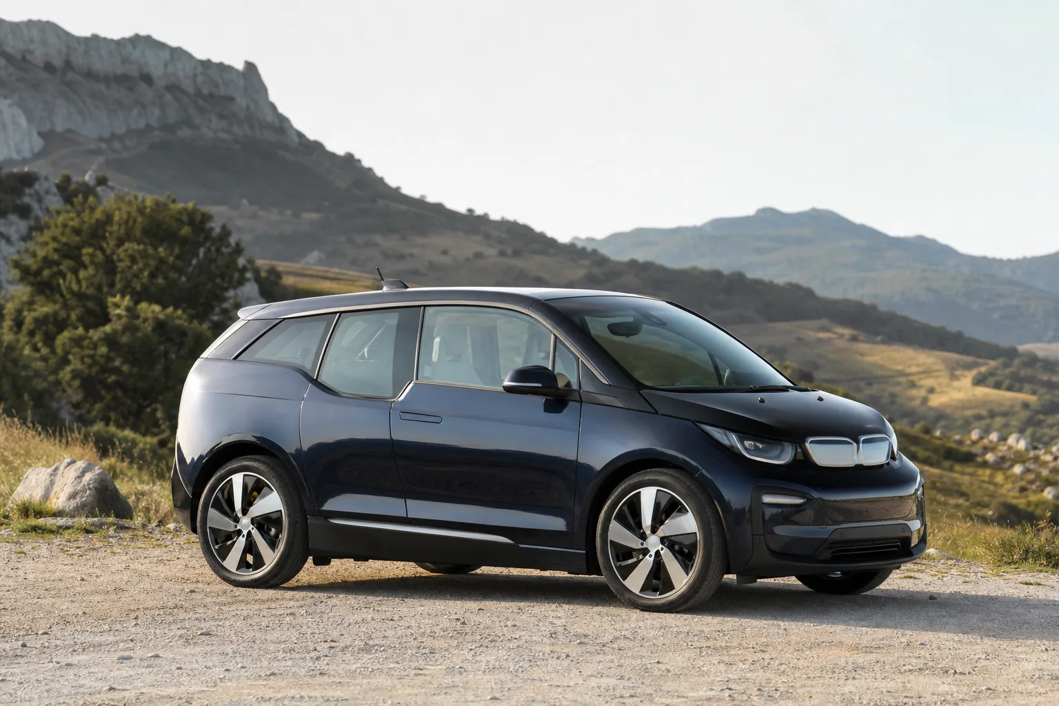 BMW i3 Touring elettrica avvistata: la wagon EV è quasi pronta